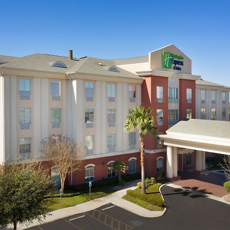 Holiday Inn Express Uvalde, An Ihg Hotel Exterior photo